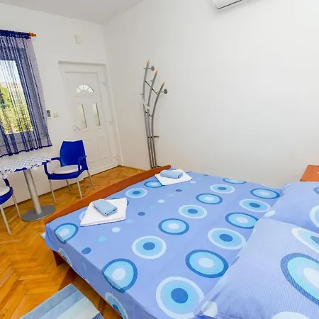 Ivana Appartement *